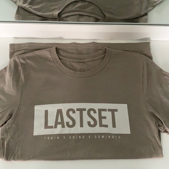 Lastset full length T-shirt - Picture 2 of 2
